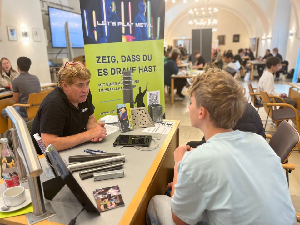 Berufswahl im Schnelldurchlauf; Job-Speed-Dating, Bild1, (c) Presse LRA