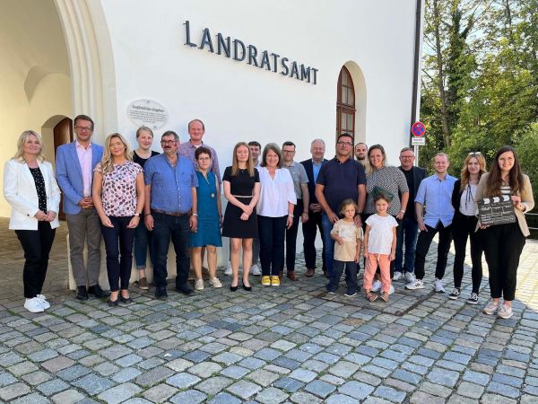 Gruppenbild der Mitwirkenden