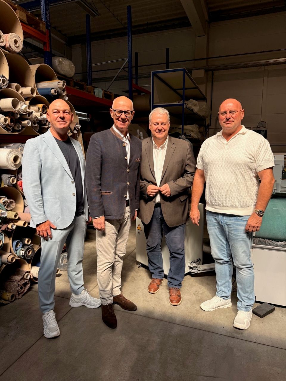 kaefer_und_hummel_aug_26_besuch_jonas_walter_regierungspraesident