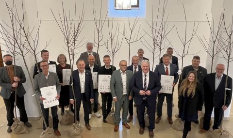 BGM mit Bäumen ILE Anerkennungsfeier