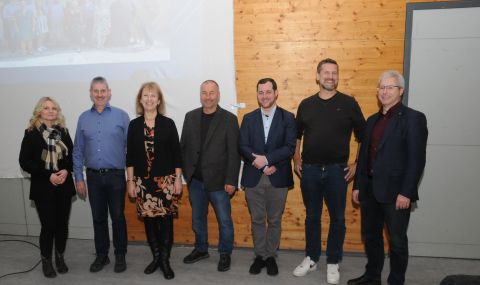 Unternehmerabend in Illschwang November 2023 - Gruppenfoto 